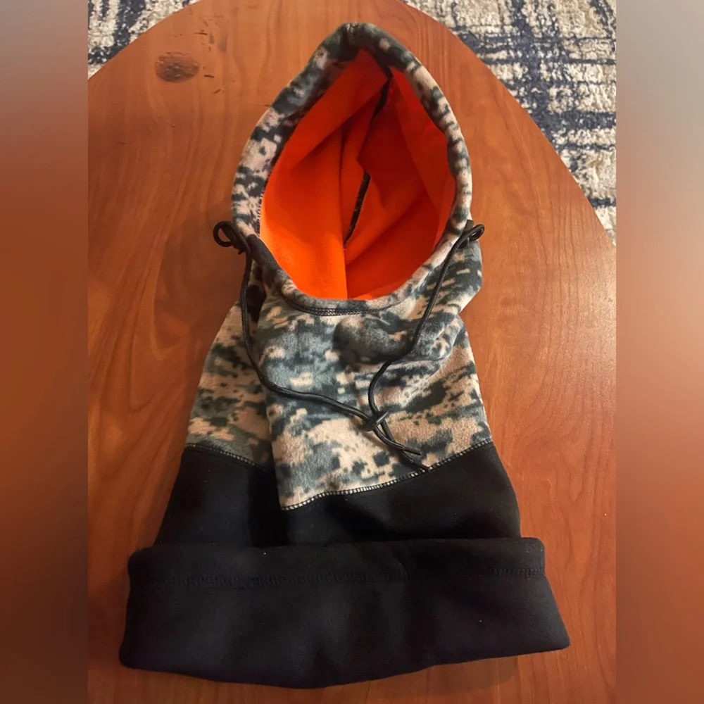 Black and Camouflage Face Mask Neck Gaiter - Unbranded